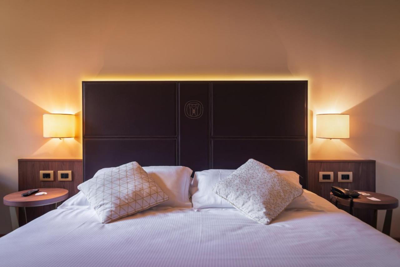 Double Room,1037422570:JPEG